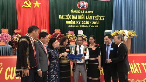 Phong trào thi đua ở Sông Hinh: Sức mạnh nội sinh từ những hành động thiết thực, thắp sáng niềm tin trong giai đoạn mới